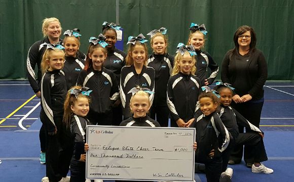 U.S. Cellular provides Eclipse Elite Cheer Team in New Bern with $1000